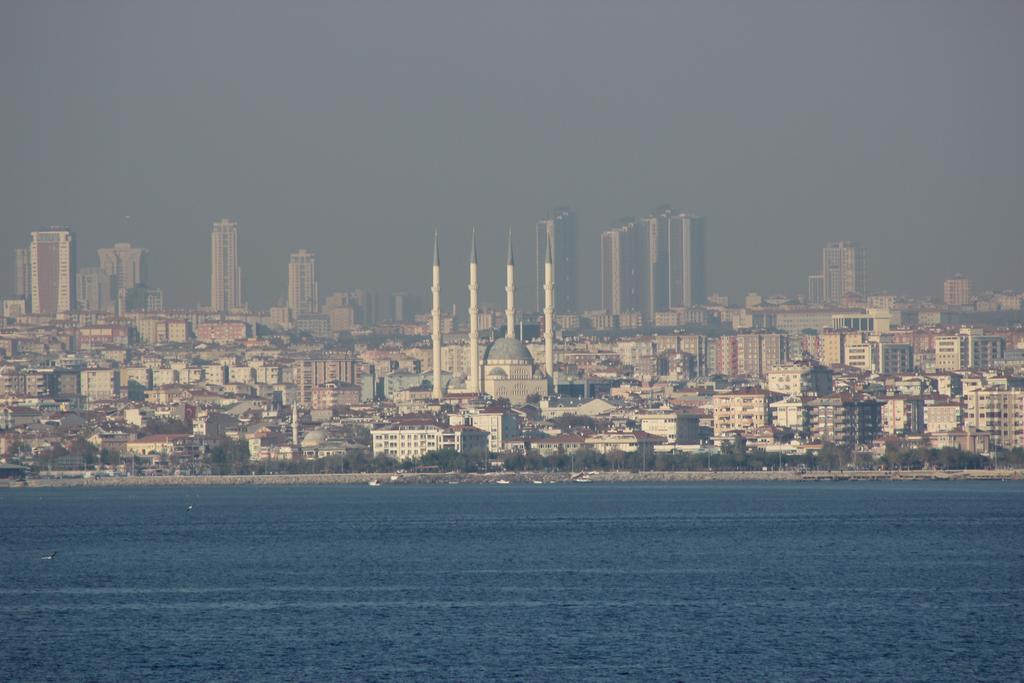 My Way Terrace Hotel Adalar Room photo