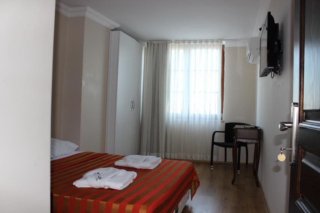 My Way Terrace Hotel Adalar Room photo